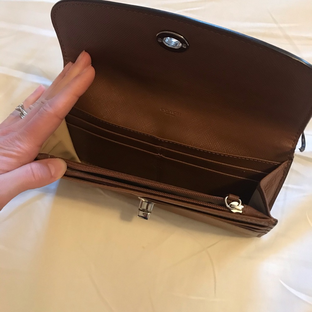 Coach wallet - Picture 2 of 3